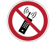 12: Verbotsschild - Eingeschaltete Mobiltelefone verboten (gemäß DIN EN ISO 7010, ASR A1.3)